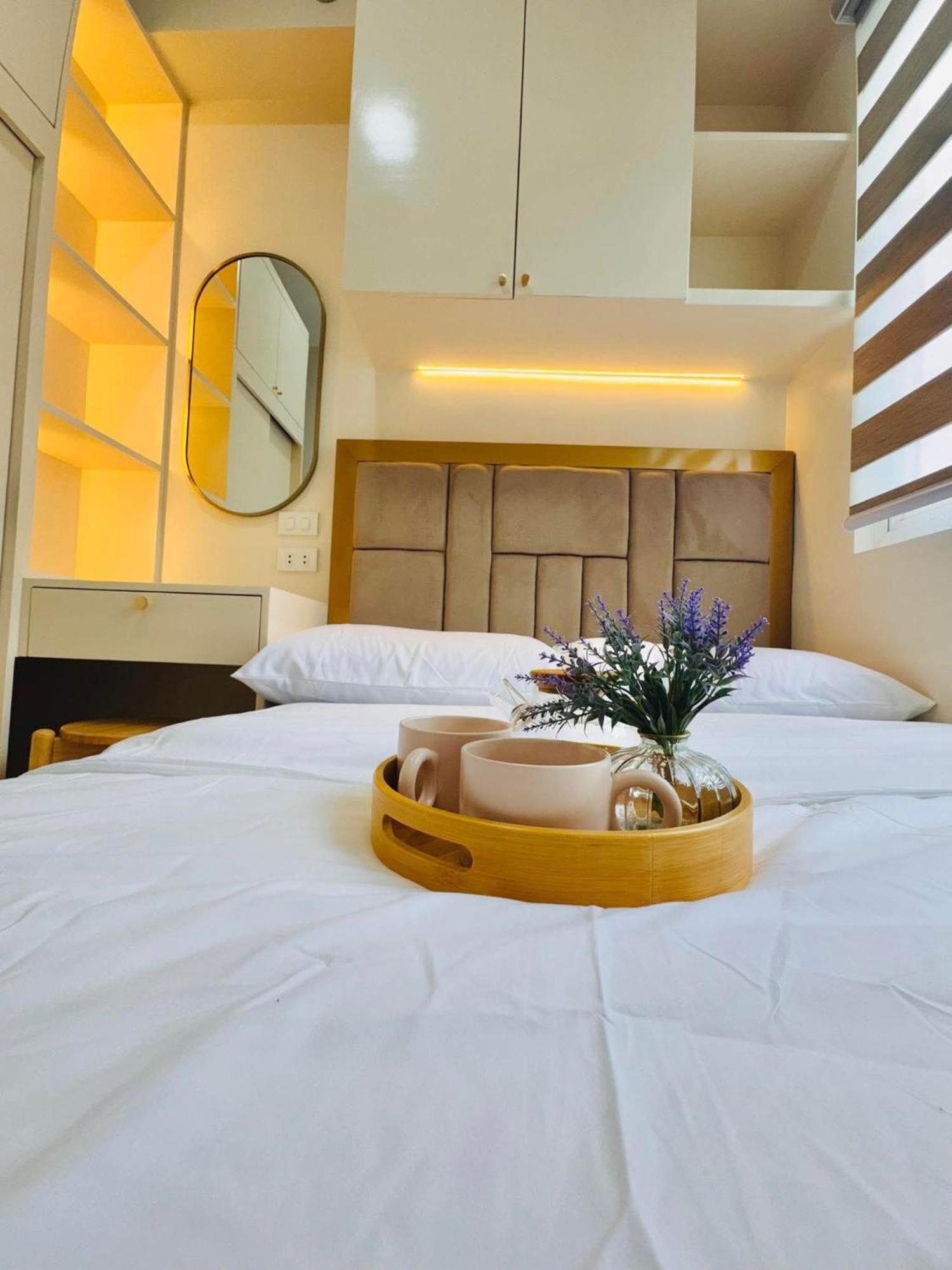 Rj Elite Escape 2Br Condo W Balcony Near Sm Iloilo Eksteriør bilde