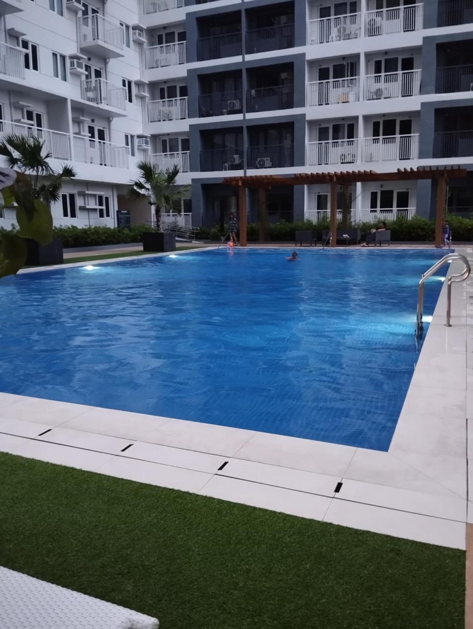Rj Elite Escape 2Br Condo W Balcony Near Sm Iloilo Eksteriør bilde